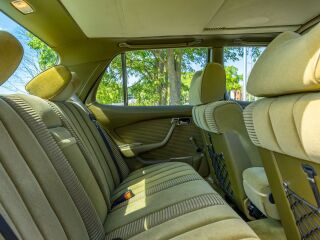 Mercedes-Benz 450 4.5 V8 185кВ