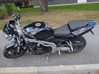 Triumph Speed Triple 955i 88kW