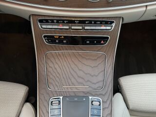 Mercedes-Benz E 300 de Avantgarde 4Matic 2.0 143кВ