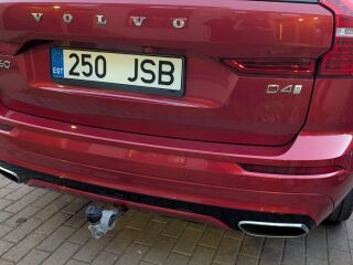 Volvo XC60 R-Design 2.0 D4 120kW