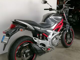 Suzuki SFV 650 Gladius V2 53kW