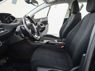 Peugeot 308 Allure PureTech 1.2 96kW