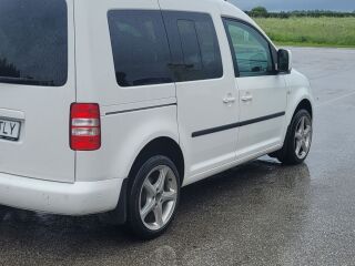 Volkswagen Caddy 1.6 75кВ