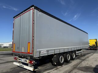 Schmitz Semitrailer Curtainsider Standard