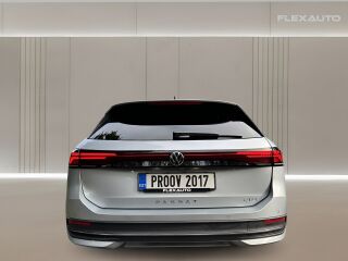 Volkswagen Passat Business 1.5 eTSI 110kW