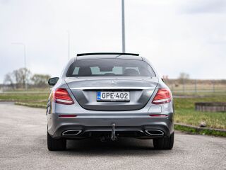 Mercedes-Benz E 300 de AMG 2.0 143kW