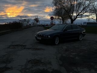BMW 525 E39 2.5 141кВ