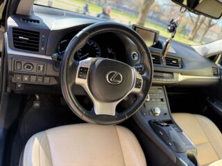 Lexus CT 200h 1.8