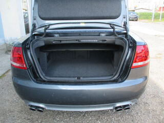 Audi S4 4.2 253kW