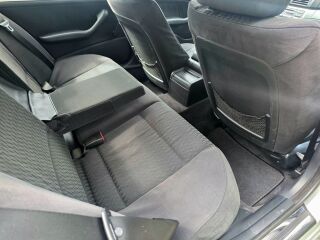 BMW 325 2.5 R6 M54B25 141kW