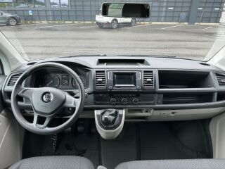 Volkswagen Caravelle 2.0 TDI 110кВ