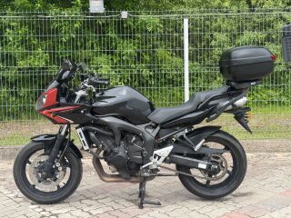 Yamaha FZ6 S2