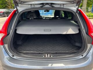 Volvo V60 R-Design 2.0 D4 140kW