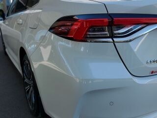 Toyota Corolla ZE1EERU M 1.5 92кВ