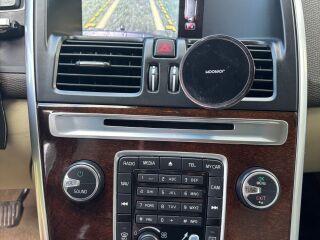 Volvo XC60 SUMMUM AWD 2.4 158кВ