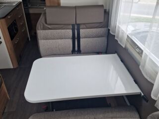 Adria CORAL XL 670 DK 2.2 121kW