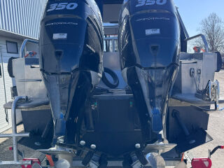 Anytec 868 CAB 2 x 350 Verado 2 x 350 Mercury Verado Joystick Piloting 261kW