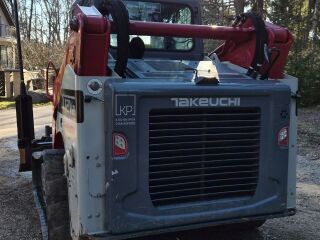 Takeuchi TVL12-V2 81kW