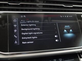 Audi Q7 S line Quattro 3.0 210kW