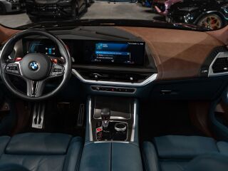 BMW XM 4.4 V8 480кВ