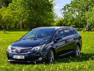 Toyota Avensis T227 2.2 130kW