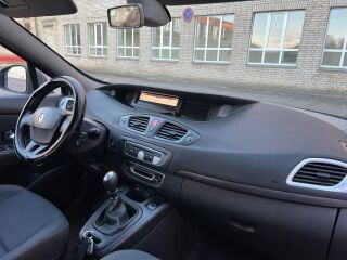 Renault Grand Scenic Long 7 1.9 R4 Diesel 96kW