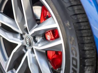 Audi Q7 3.0 200кВ