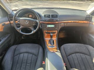 Mercedes-Benz E 200 Kompressor 1.8 135kW
