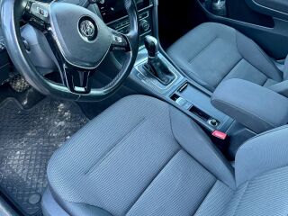 Volkswagen Golf 1.4 92kW