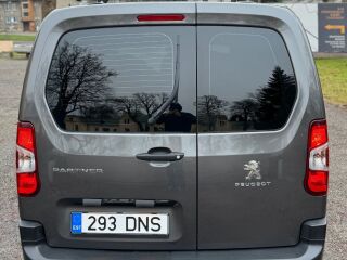 Peugeot Partner SNOEKS CREW CAB 1.5 R4 96kW