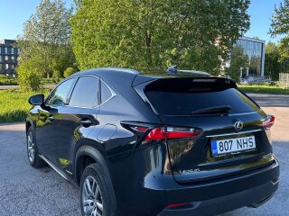 Lexus NX 300h 2.5 114kW