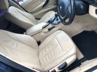BMW 320 RHD 2.0 135кВ