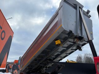 Mercedes-Benz Arocs 3251 8x4 375kW