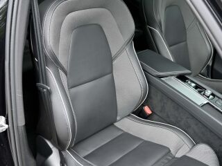 Volvo XC60 AWD H&K ULTIMATE DARK INTELLI SAFE 2.0 T6 Plug-in LONG RANGE 293kW