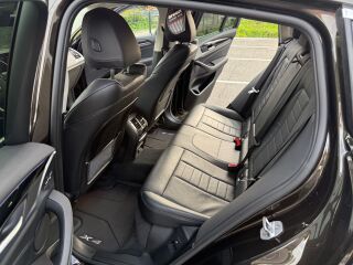 BMW X4 xDrive30i 2.0 185kW