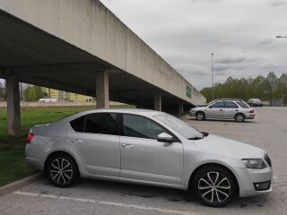 Skoda Octavia Elegance 1.4 TSI 103kW