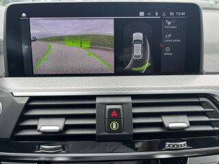 BMW X4 d xDrive M-Sportpakett 3.0 R6 210kW