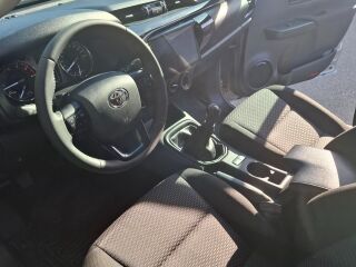 Toyota Hilux 2.4 110kW