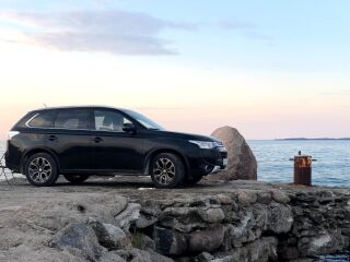 Mitsubishi Outlander Instyle+ 2.0 110kW
