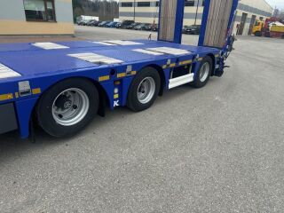 Kässbohrer LOWBED + 3-AXLE + NORDIC + STEERING AXEL + AXEL LI