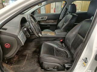 Jaguar XF 2.2 120kW