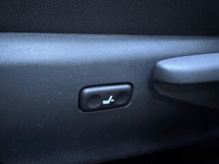 Toyota Auris 1.8 73kW
