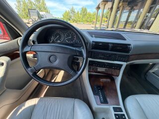 BMW 750 Long V12 220kW
