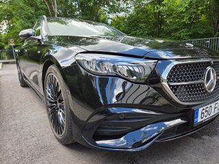Mercedes-Benz E 300 AMG line SUPERSCREEN 2.0 150kW