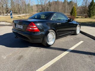 Mercedes-Benz SLK 230 2.3 142kW