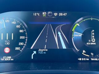 Volvo V60 Momentum 2.0 140kW