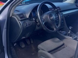 Audi A4 1.8 R4 1.8 T 120кВ
