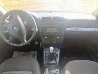 Skoda Octavia Scout 2.0 103kW
