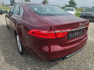 Jaguar XF 20d Portfolio 2.0 132кВ