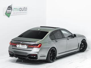 BMW 740 Facelift M-Sportpakett X-drive 3.0 250kW